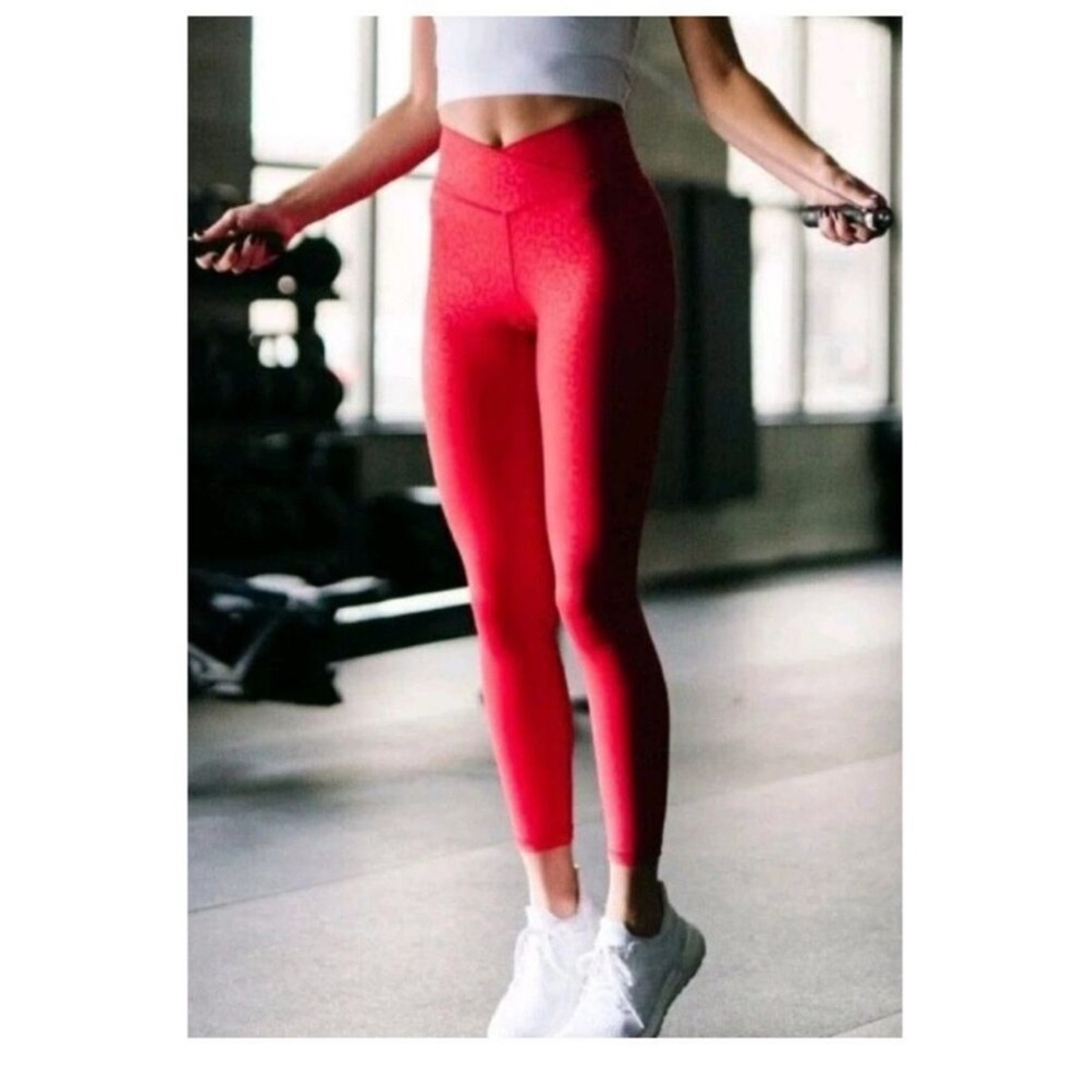 Zyia Active Light n Tight Leopard Cross Waist Leggings 4 Red